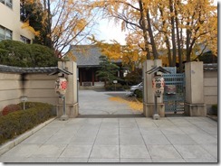心行寺山門